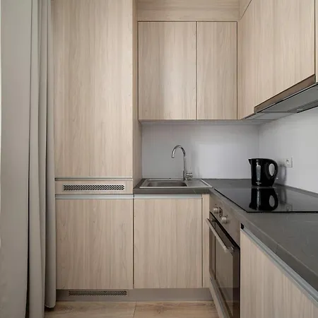 Nowoczesne Z Balkonem I Projektorem By Renters Apartment Breslau